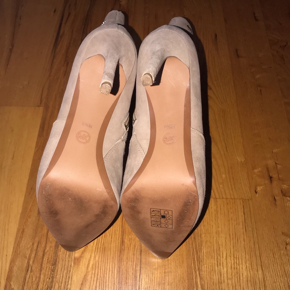 Michael Kors Blaine Suede Ankle Booties Heels - Picture 6 of 12